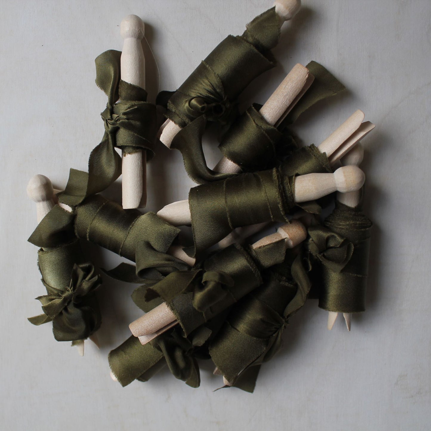Elegant silk ribbon with soft shine and torn edge