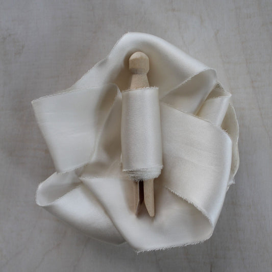 Off-white silk ribbon 